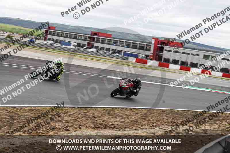 cadwell no limits trackday;cadwell park;cadwell park photographs;cadwell trackday photographs;enduro digital images;event digital images;eventdigitalimages;navarra;no limits trackdays;peter wileman photography;racing digital images;trackday digital images;trackday photos